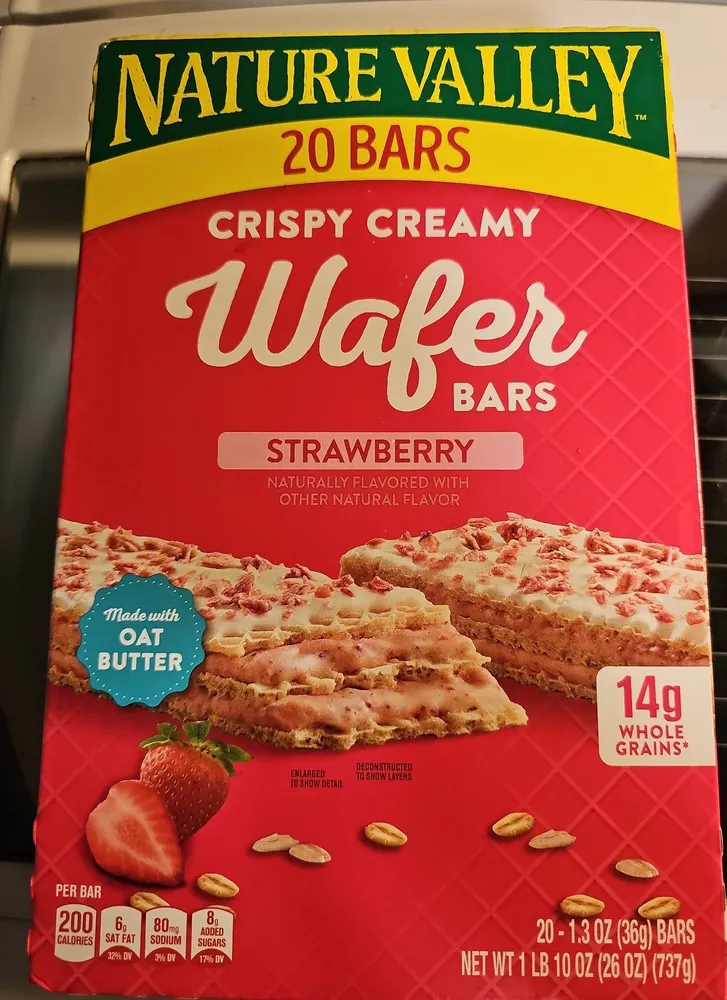 Crispy Creamy Wafer Bars Strawberry