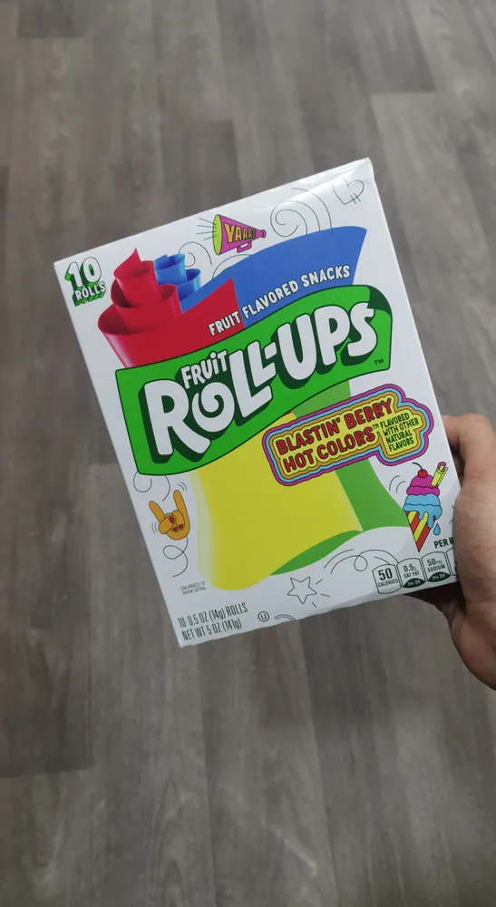 Fruit Roll-Ups Blastin' Berry Hot Colors 10 Count