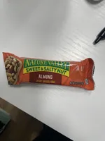 Sweet & Salty Nut Bar Almond
