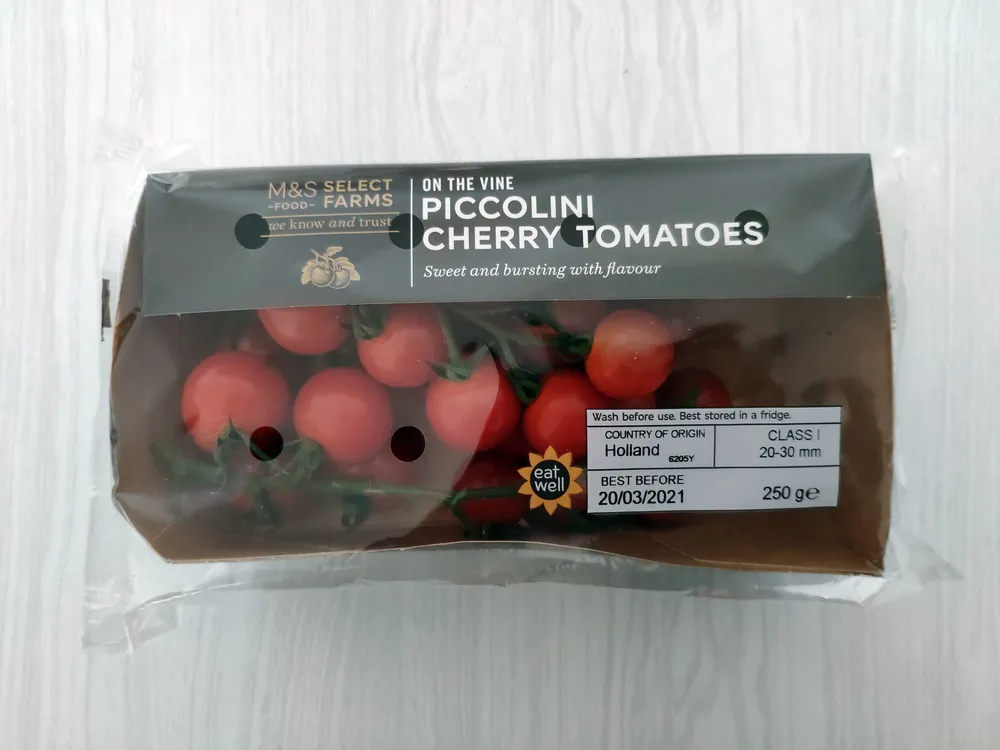 PICCOLINI™ VINE TOMATOES