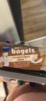 Mini bagels cinnamon creamy cheese