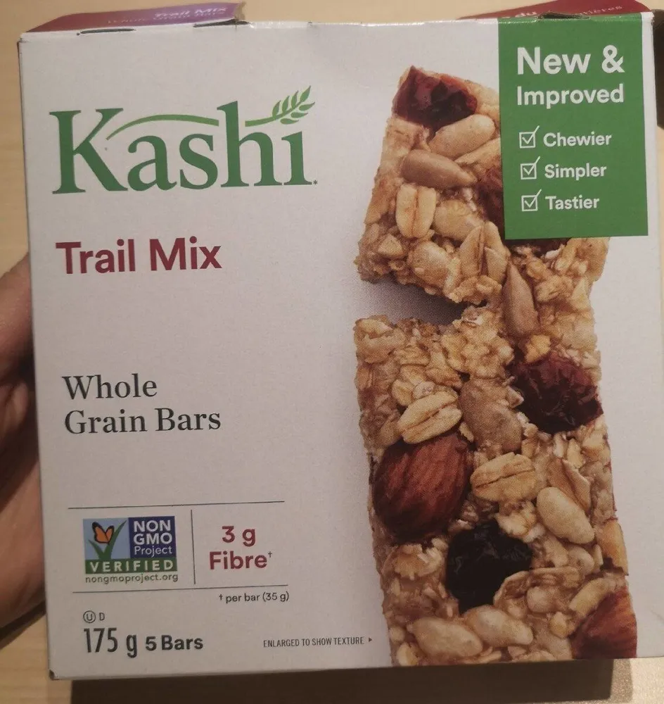 Whole grain bars trail mix