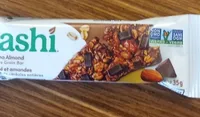 Dark Chocolate Almond Chewy While Grain Oat Bar