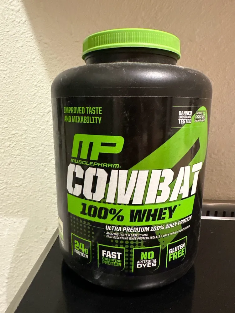 Combat 100% Whey