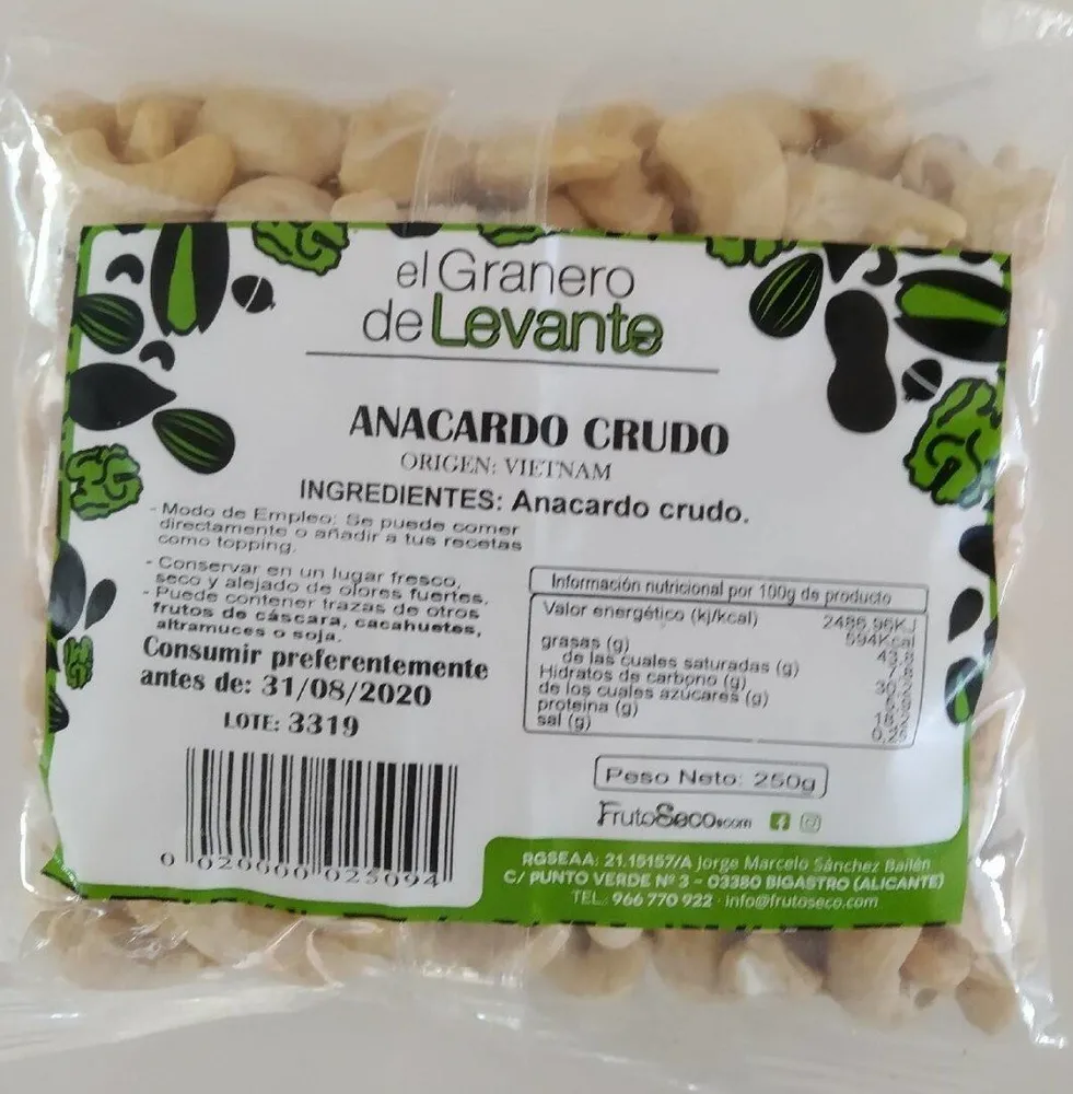 Anacardo crudo