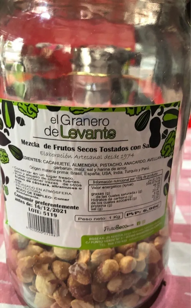 Mezcla de frutos secos tostados con sal
