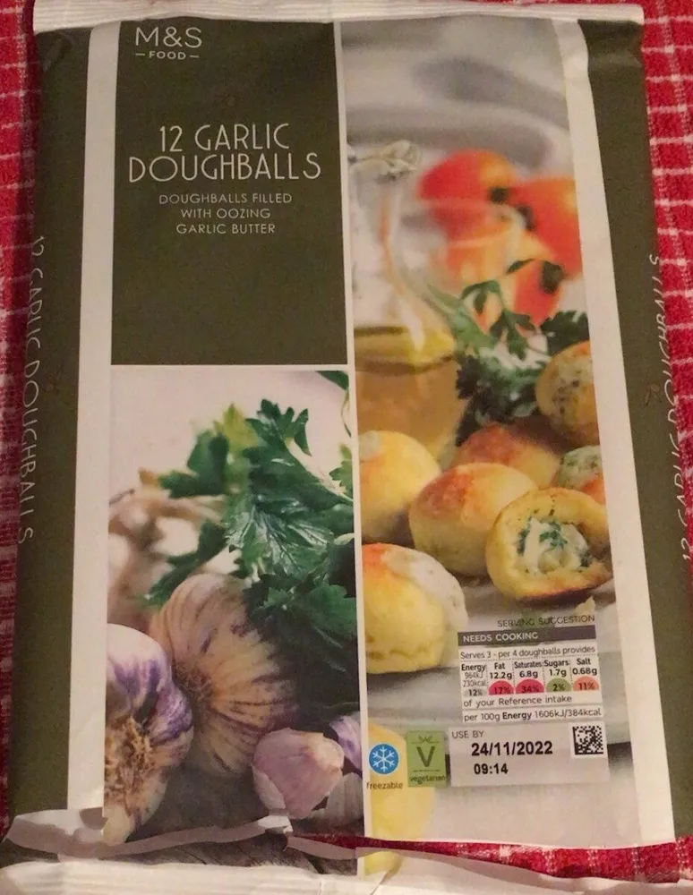 12 garlic doughballs