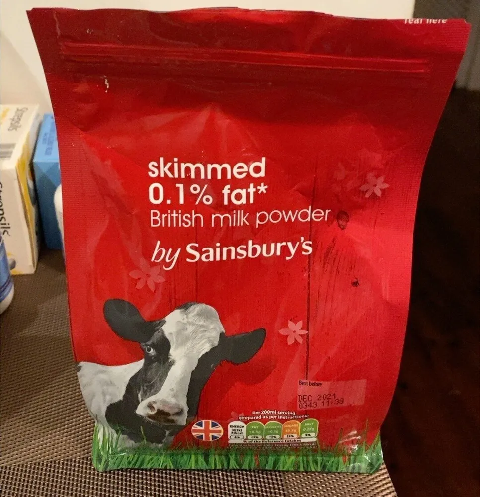 Skimmed British milk powder