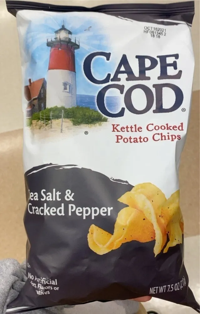 Sea Salt & Cracked Pepper Kettle Cooked Potato Chips