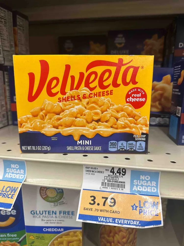 Velveeta Shells & Cheese Mini Shell Pasta & Cheese Sauce