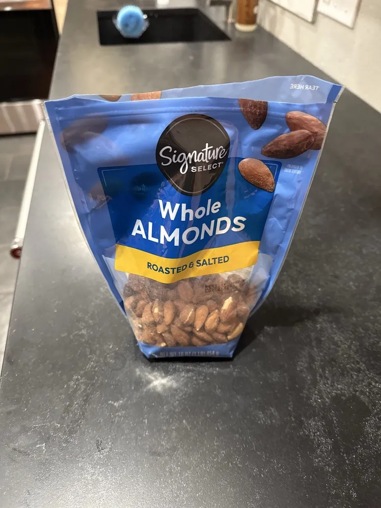 Whole Almonds Roasted & Salted