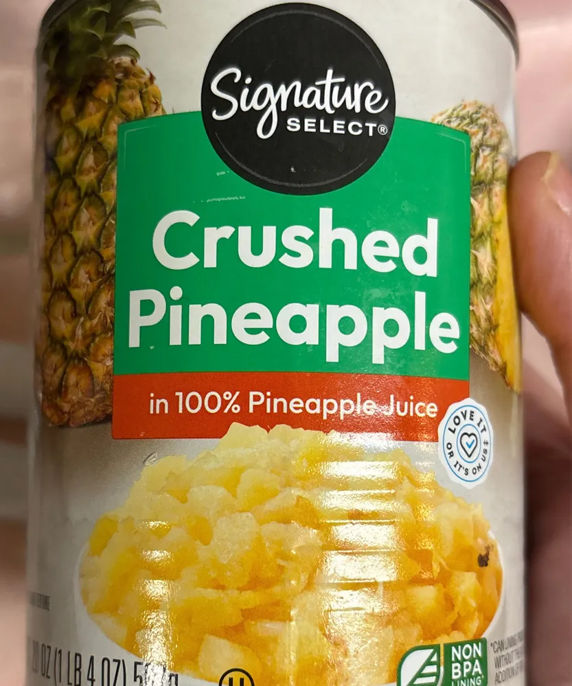 Crushed pineapple in 100% pineapple juice