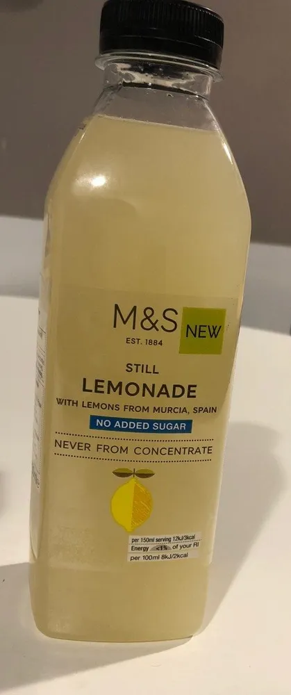 Still lemonade with lemon from Murcia