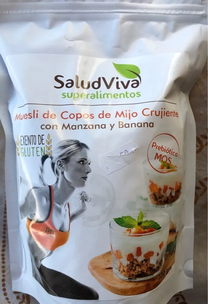 Muesli de copos mijo con manzana y banana