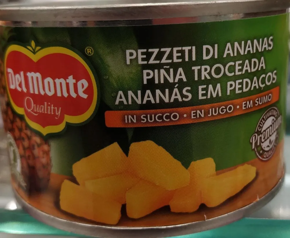 Piña troceada