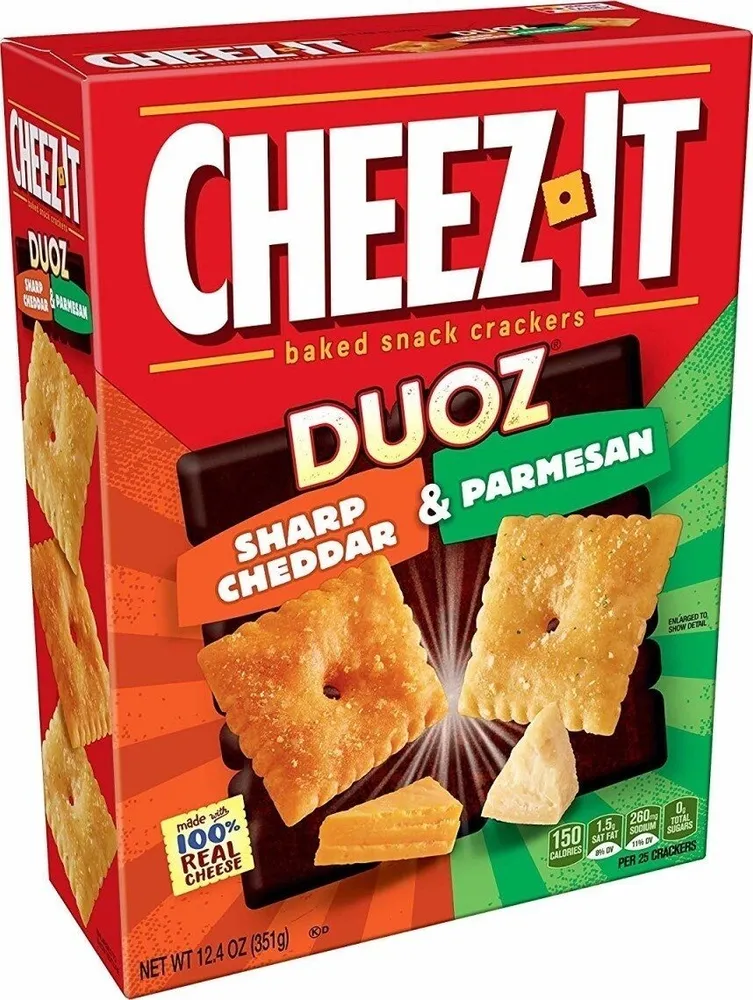 DUOZ Sharp Cheddar & Parmesan baked snack crackers
