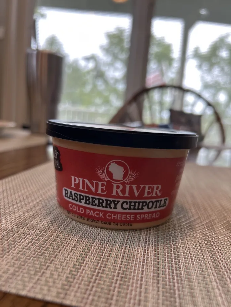 Raspberry Chipotle Cold Pack Cheese Spread
