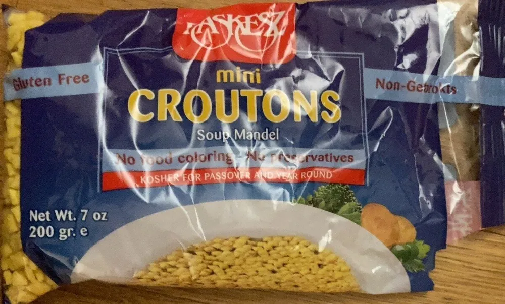 Mini Croutons Soup Mandel