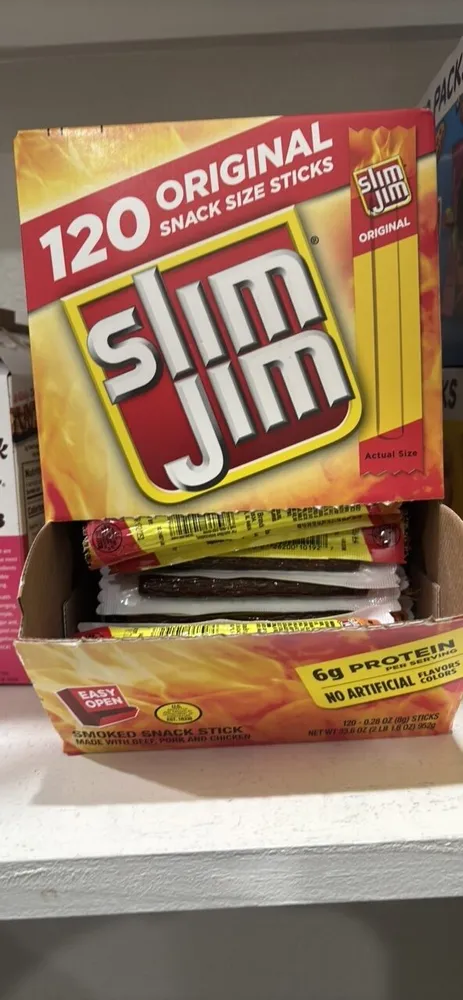 Snacksized smoked meat sticks