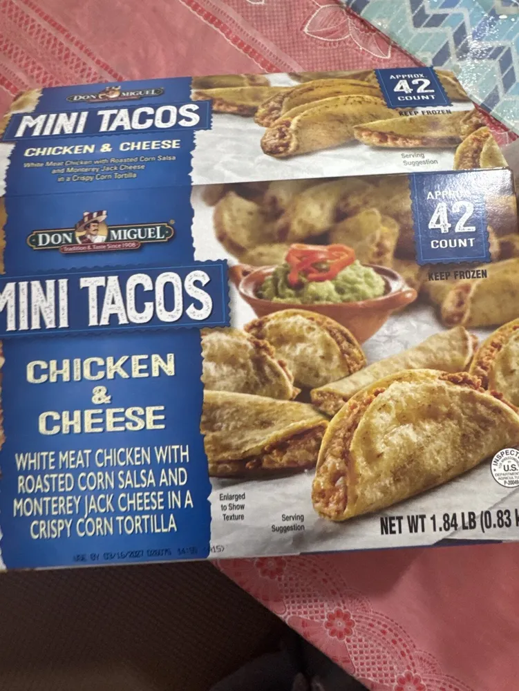 Mini tacos Chicken And Cheese