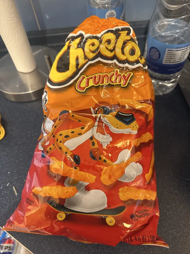 Cheetos Crunchy