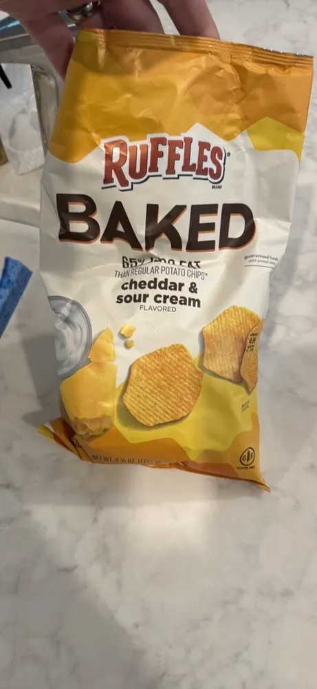 Baked Cheddar & Sour Cream flavored potato chips