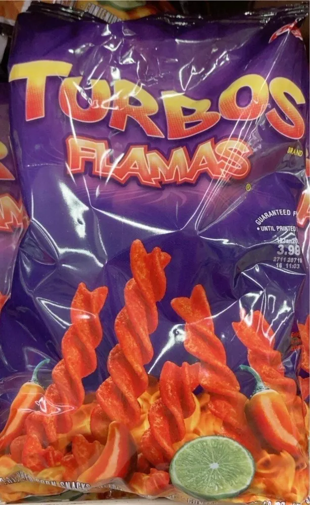 Turbos flamas corn snacks