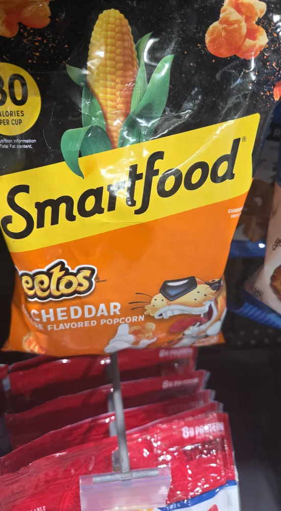 Cheetos Cheddar Popcorn