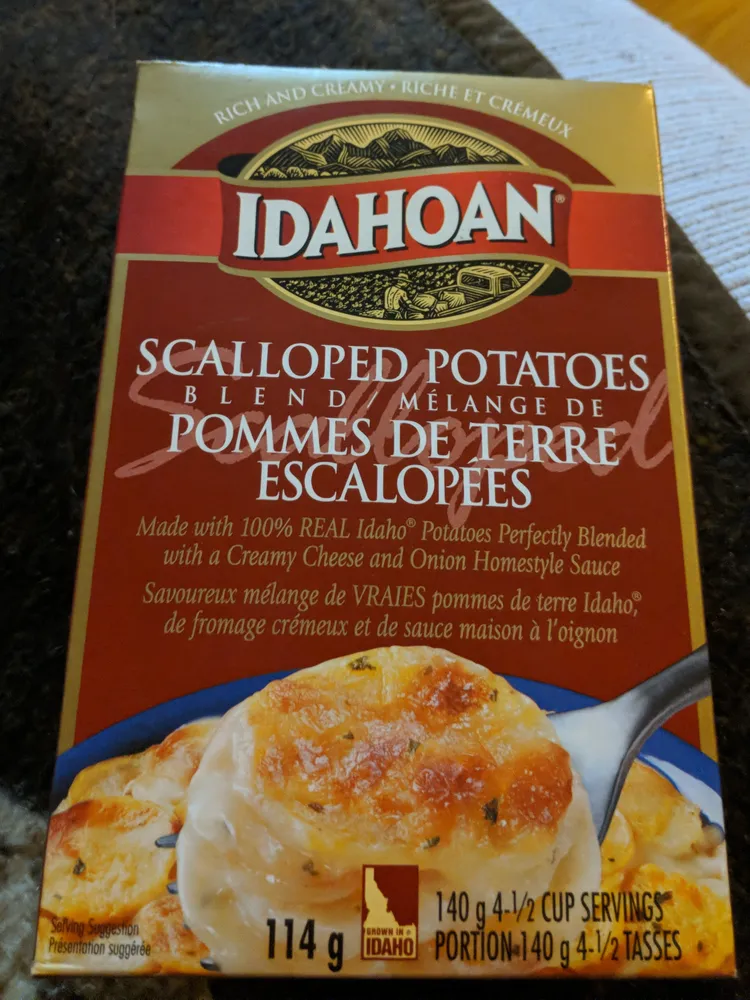 Mélange de pommes de terre escaloppées