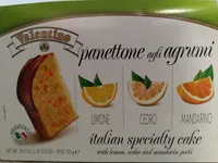 Panettone with lemon, cedar and mandarin peels
