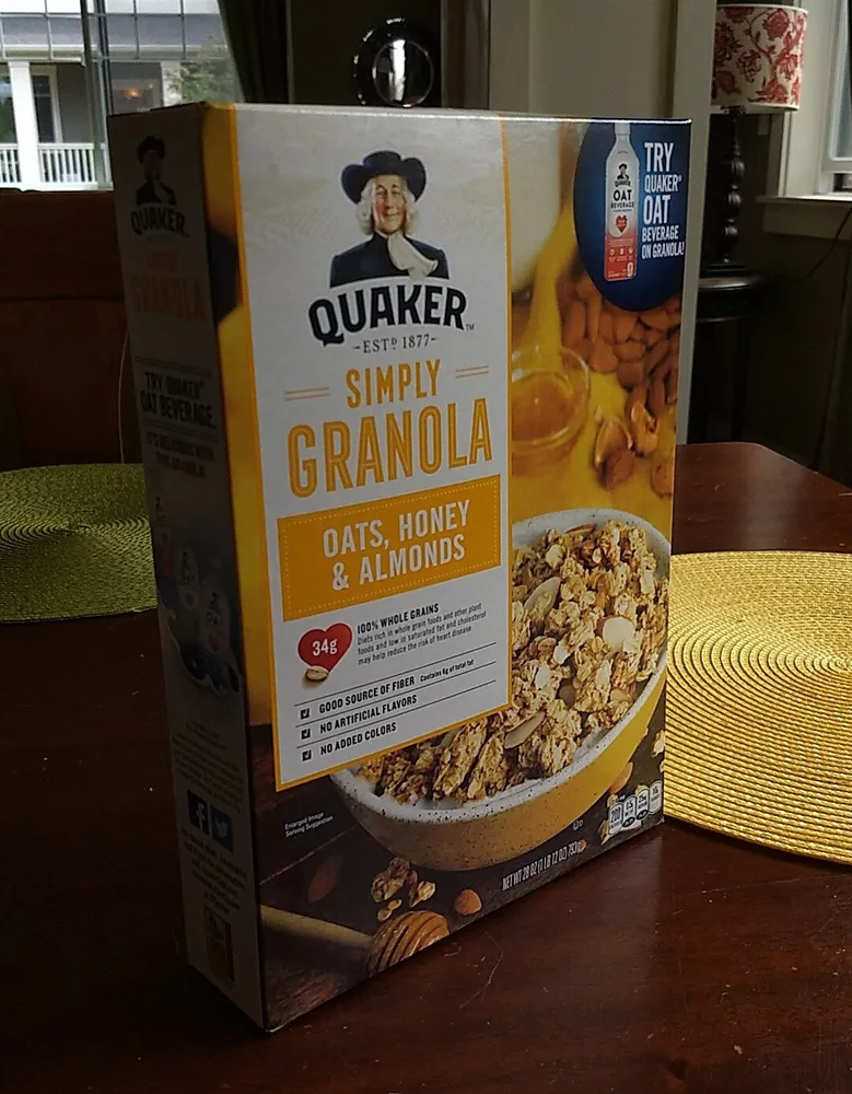 Simply granola, oats, honey & almonds