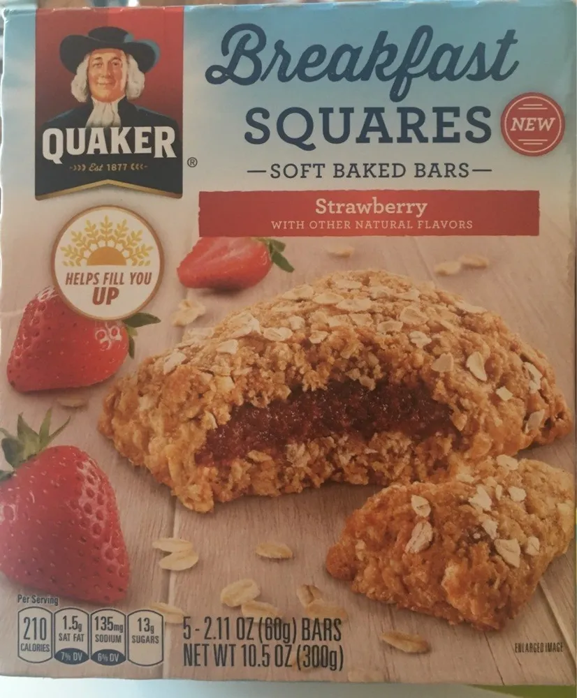 Strawberry soft baked bars squares with fruit filling, strawberry