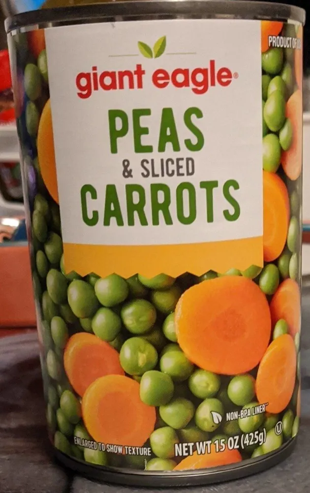 PEAS & SLICED CARROTS
