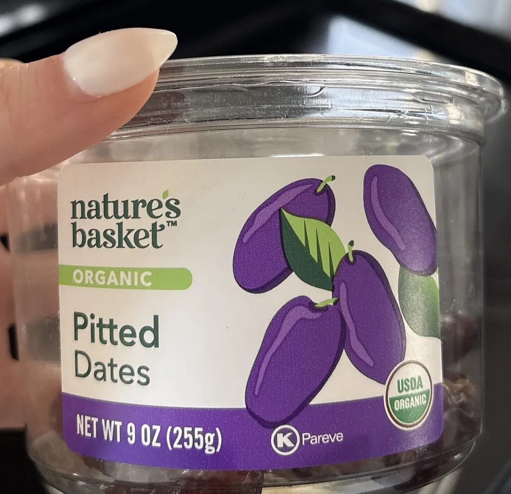 Organic Pitted Dates