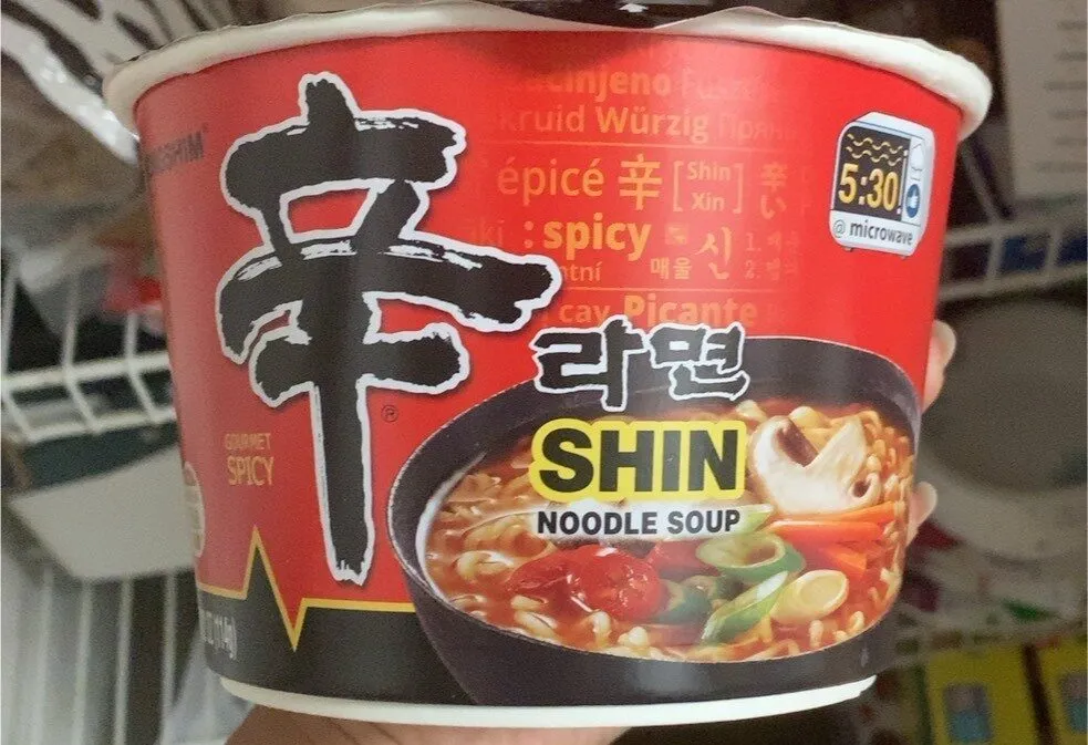 SHIN NOODLES