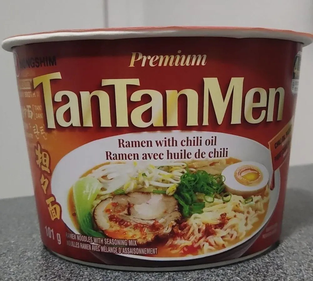 Ramen with chili oil
