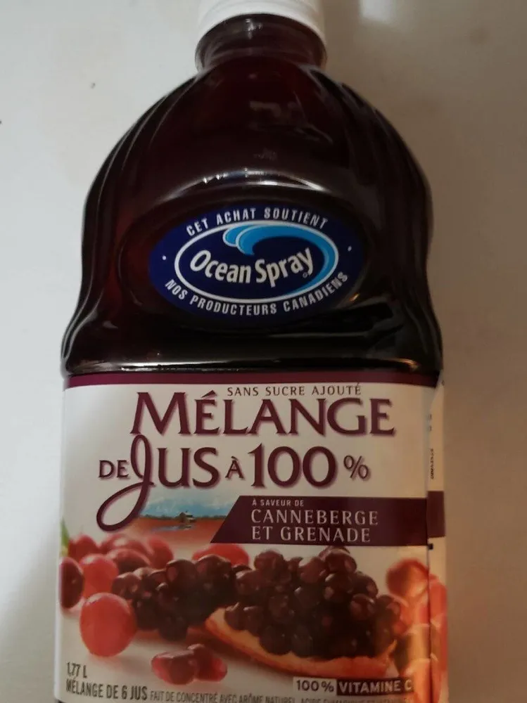 Jus de canneberge et grenade