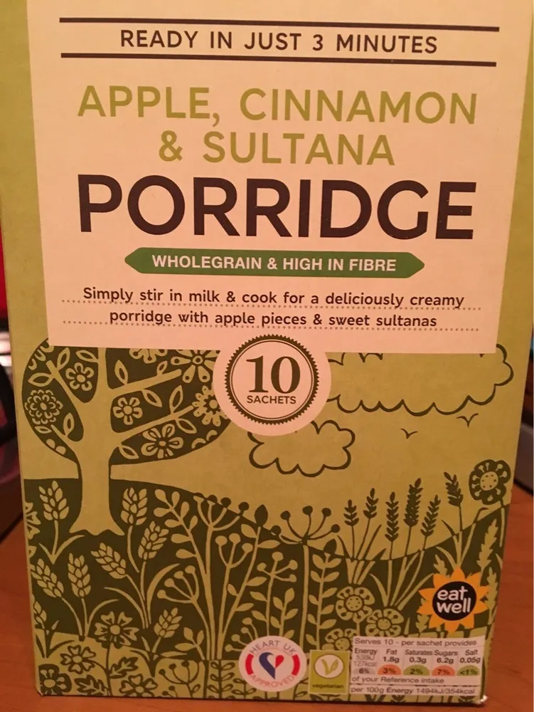 Apple, cinamon & sultana porridge