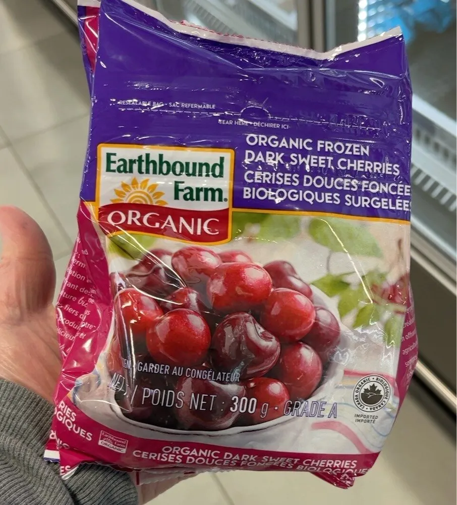 Cerises douces foncées biologiques surgelées