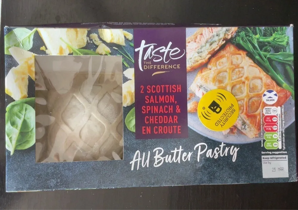 2 Scottish Salmon, Spinach & Cheddar En Croute