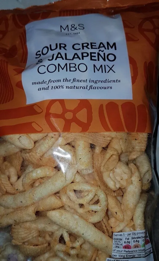 sour cream and jalapeño seasoned shaped potato snacks