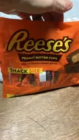 PEANUT BUTTER CUPS HILL CHOCOLATE & PEANUT BUTTER