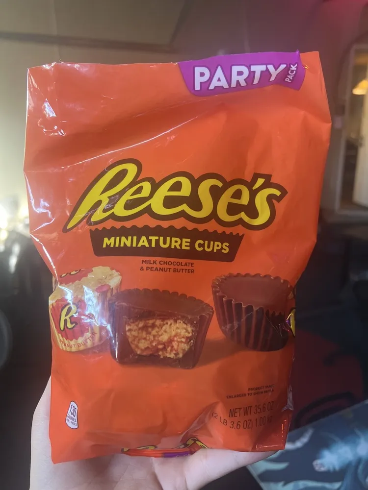 Reese's Miniature Cups Milk Chocolate & Peanut Butter