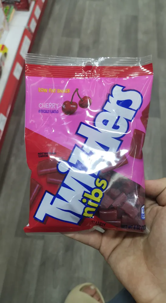 Twizzlers Nibs Cherry