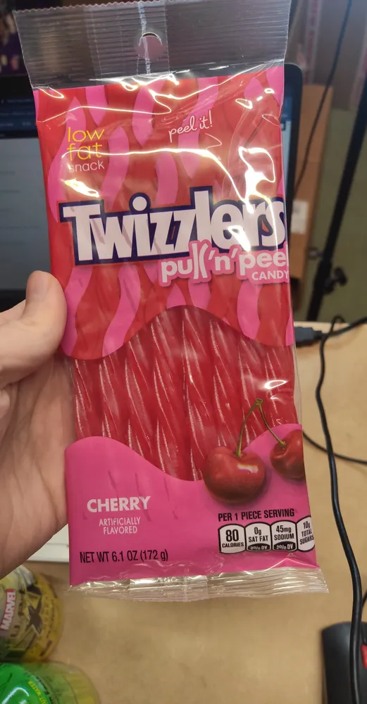 Twizzlers Pull N Peel Cherry