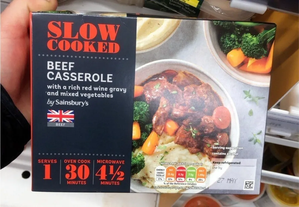 COOKED SLOW SLOW COOKED BEEF CASSEROLE with a rich