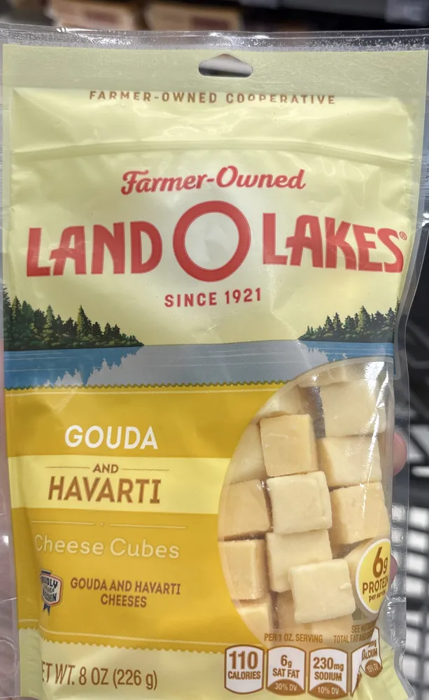 Gouda and havarti cheese cubes