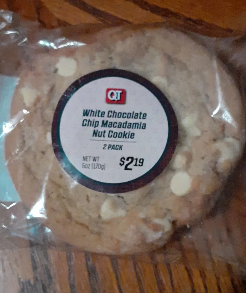White Chocolate Chip Macadamia Nut Cookie