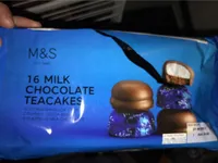 Milk chocolate teacakes