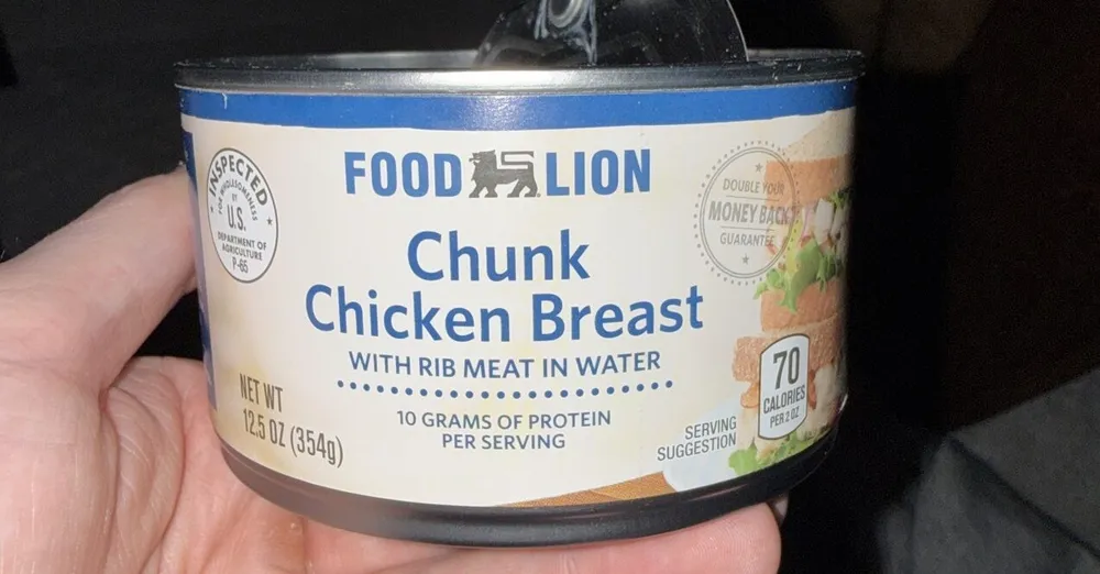 Chicken Breast With Rib Meat In Water